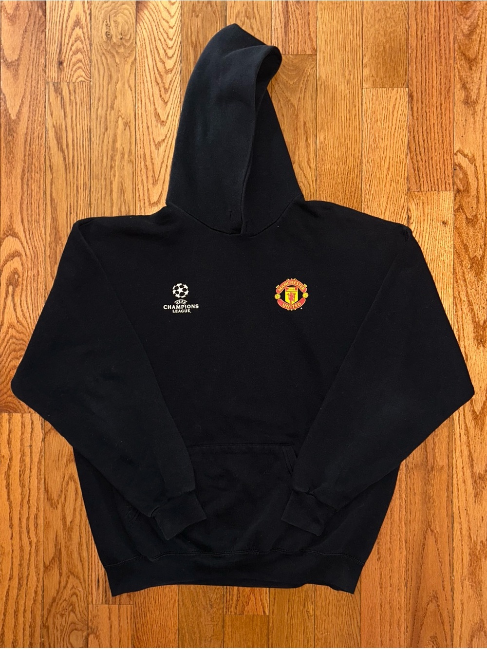 Manchester United UEFA Champion’s League Vintage Hoodie Size XL